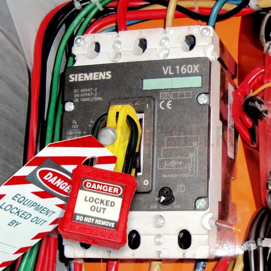 Dispozitiv Universal Blocare Disjunctor Miniatură cu Șurub Twister — Dispozitiv de blocare pentru disjunctor | Safety Lockout