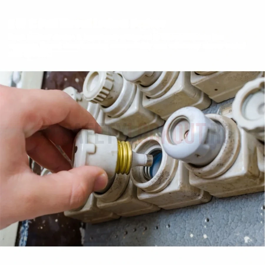 Set 2 dispozitive de blocare pentru siguranțe fuzibile tip sticlă — Dispozitive de blocare pentru siguranțe fuzibile | Safety Lockout