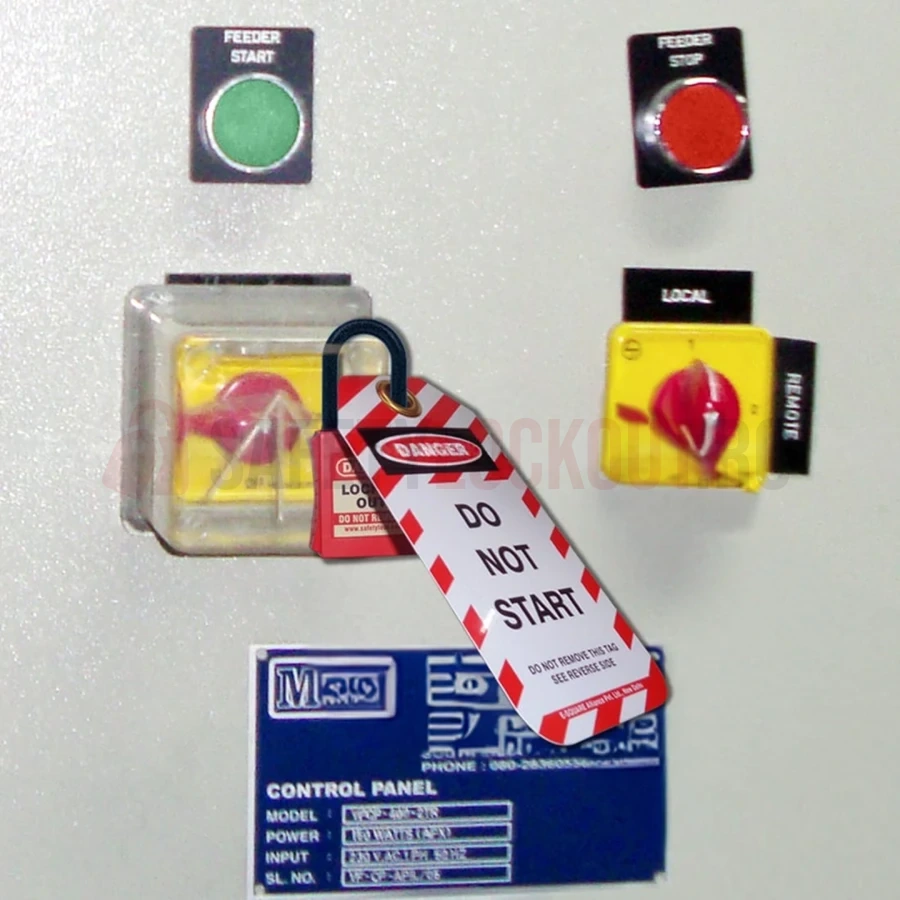 Dispozitiv de blocare pentru comutator pătrat, mărimea S — Dispozitive de blocare pentru panouri electrice | Safety Lockout