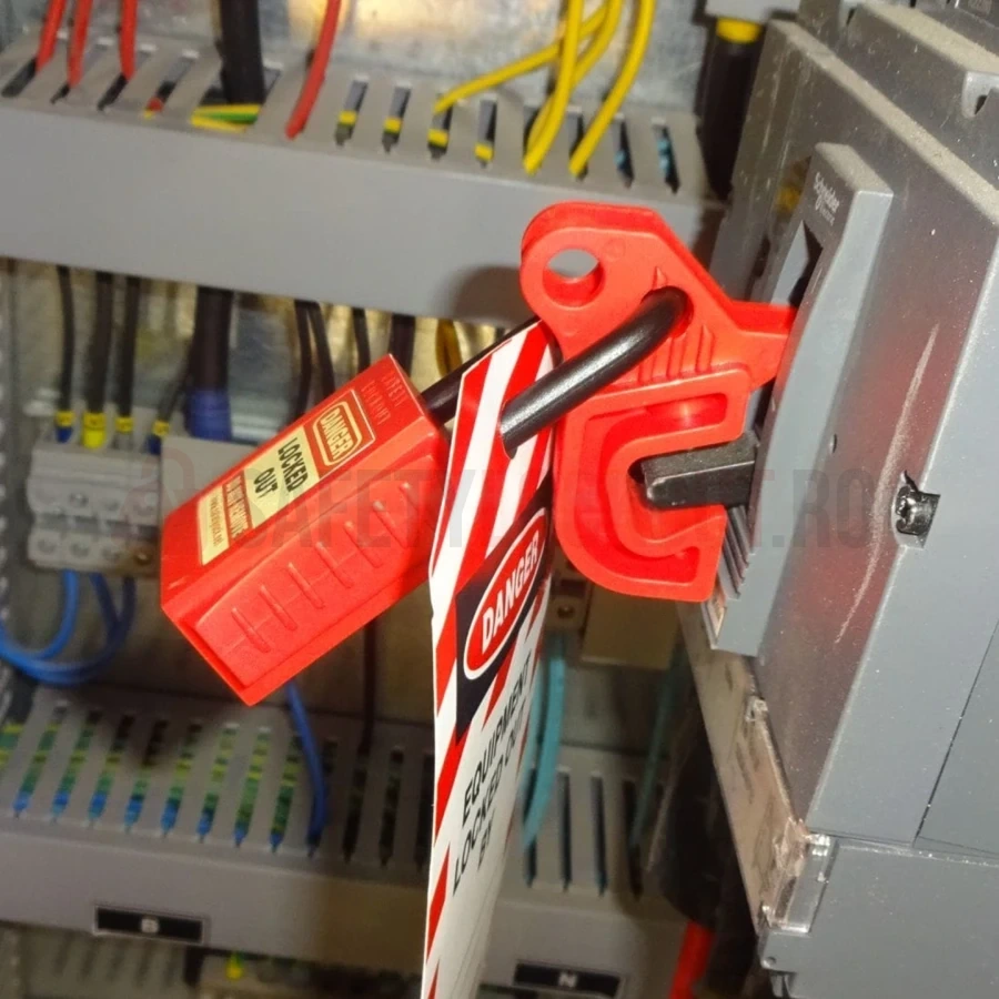 Dispozitiv Universal Blocare Disjunctor Tip A cu Gaură Dublă — Dispozitiv de blocare pentru disjunctor | Safety Lockout