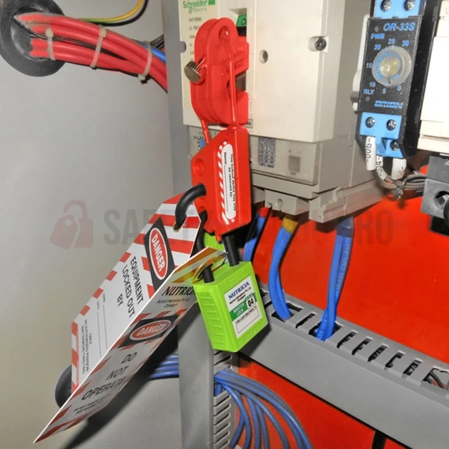 Dispozitiv Universal Blocare Disjunctor Tip A cu Șurub Twister — Dispozitiv de blocare pentru disjunctor | Safety Lockout