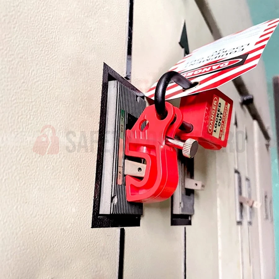 Kit Combo 4 Dispozitive Universale Disjunctor - Gaură Dublă — Dispozitiv de blocare pentru disjunctor | Safety Lockout