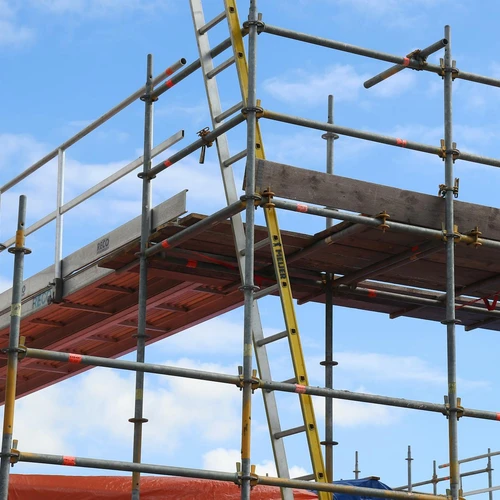 Echipamente LOTO utilizate în industria construcțiilor